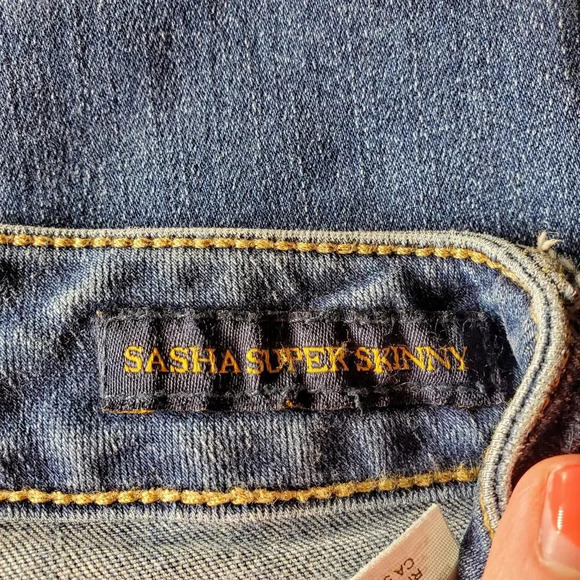 Lucky Brand Size 2/26 Sasha Super Skinny Medium Wash Denim Jeans NWOT - Picture 4 of 15